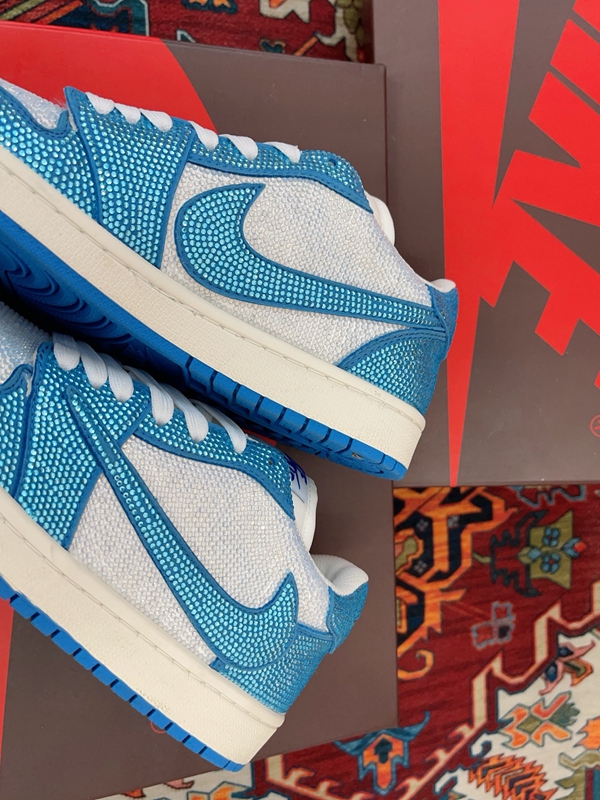 ナイキ靴素材ディテール